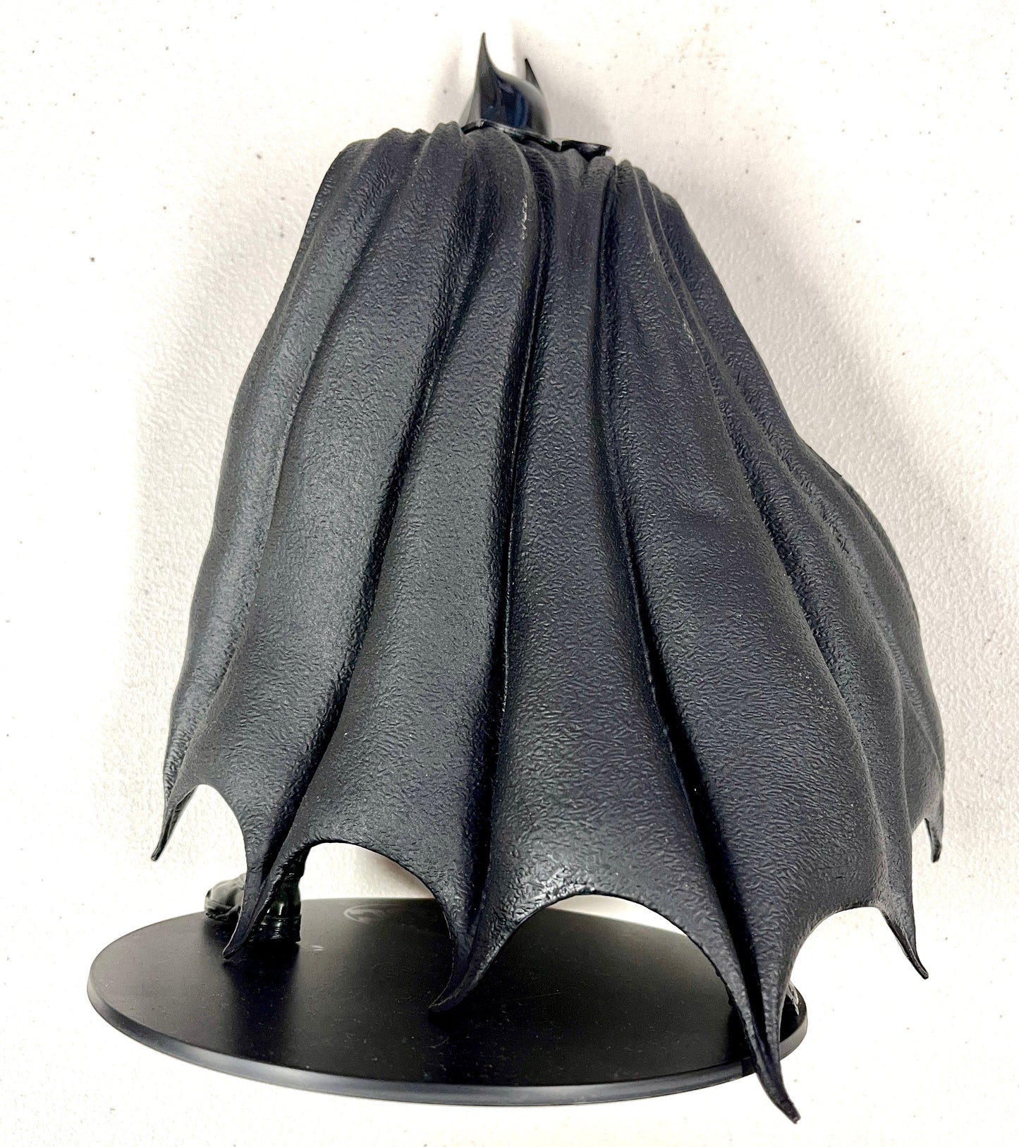 McFarlane Toys The Flash Movie – 12” Batman Statue (Loose)